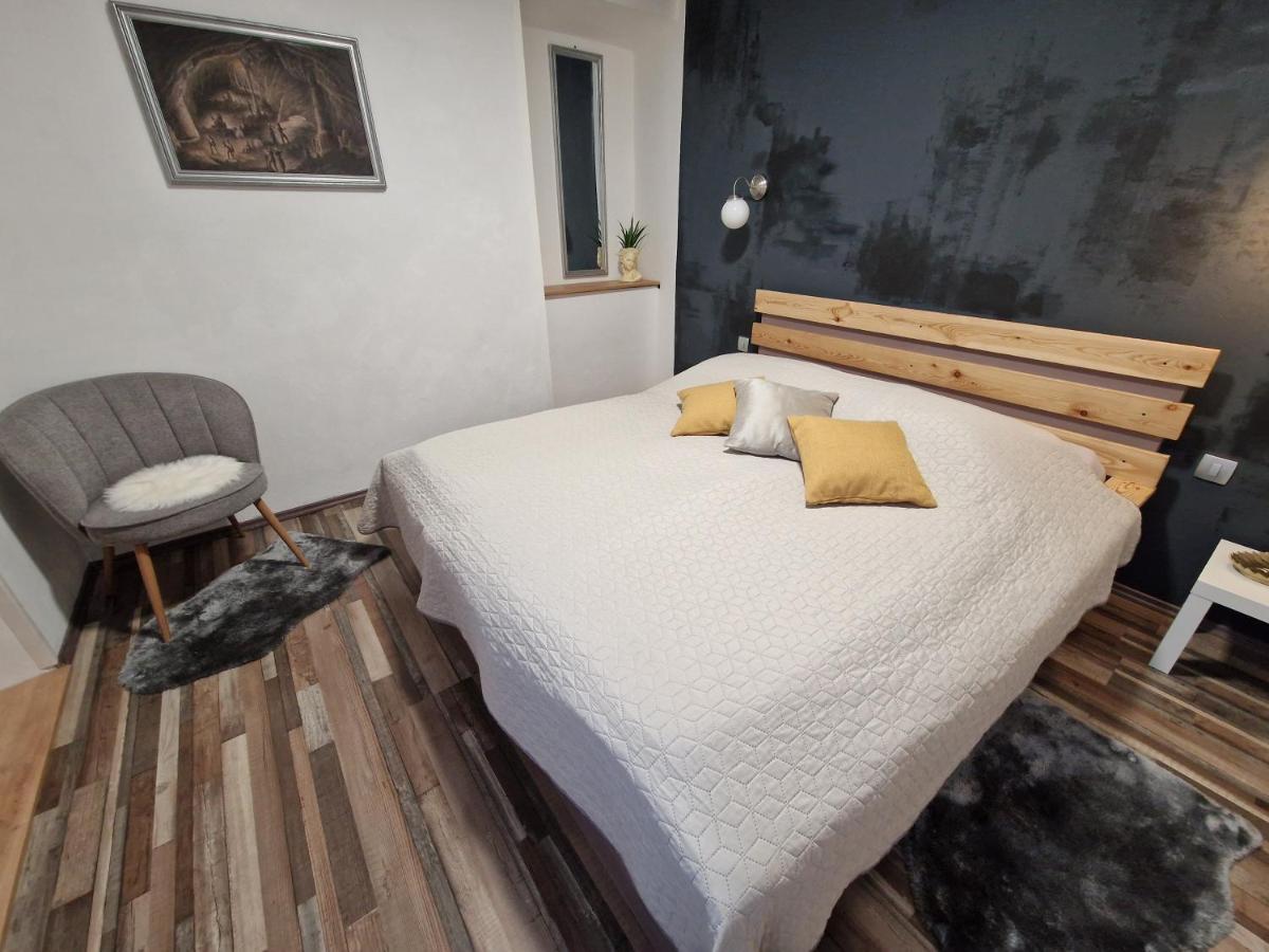Friz&Fany Postojna City Center Экстерьер фото